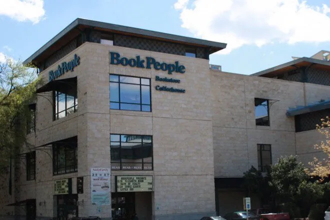 bookpeople outside