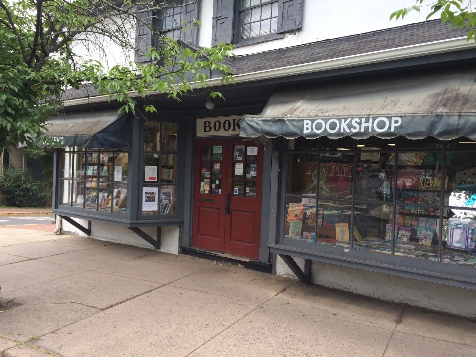 farley's bookshop inside