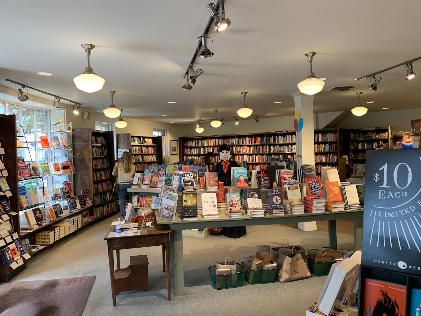 hickory bookstore inside